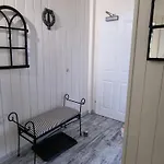 Kaptain's Kombuese 公寓 布尔哈沃