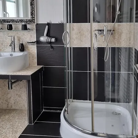 Kaptain's Kombuese Apartamento